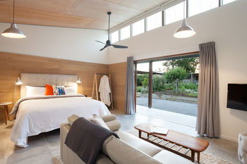 Studio 367 - Broome Tourism 13