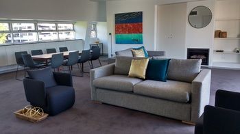 Sydney East Luxury Apartment - Broome Tourism 1