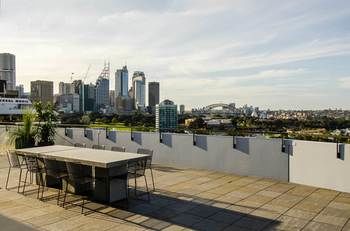 Sydney East Luxury Apartment - Broome Tourism 7