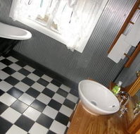 37 Queen Gloucester - Broome Tourism