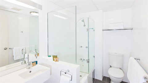 BEST WESTERN Tall Trees Canberra - Broome Tourism 5