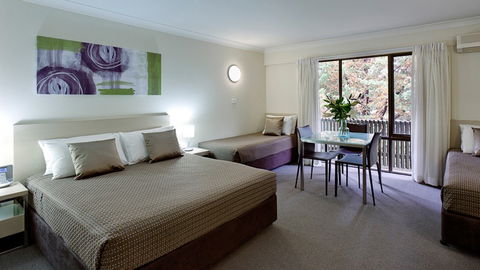 BEST WESTERN Tall Trees Canberra - Broome Tourism 7