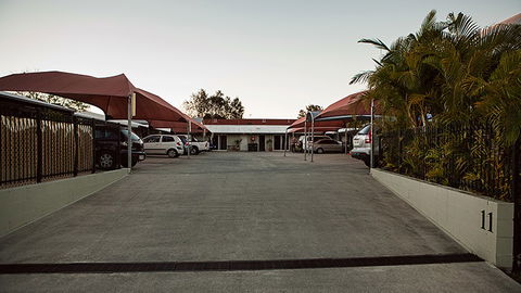 BEST WESTERN Caboolture Central Motor Inn - Broome Tourism 3
