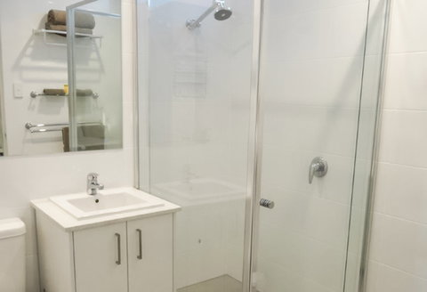 BEST WESTERN Fawkner Airport Motor Inn And Serviced Apartments - Broome Tourism 6