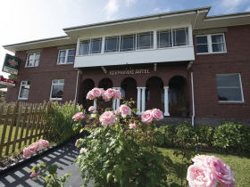 Kermandie Waterfront Hotel - Broome Tourism 0