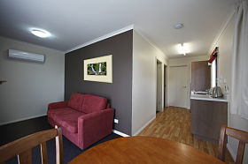 Hobart Airport Tourist Park - Broome Tourism 3
