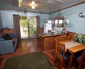 Crayfish Creek Van And Cabin Park And Spa Treehouse - Broome Tourism 0