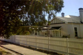Sheffield B & B - Broome Tourism 0