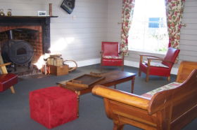 Sheffield B & B - Broome Tourism 1