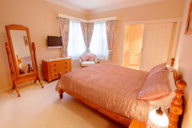 B & B At Winterbrook - Broome Tourism 1