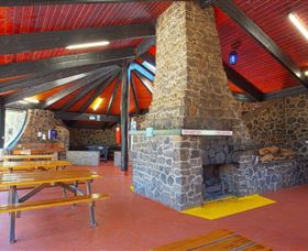 Discovery Holiday Parks Cradle Mountain Cosy Cabins - Broome Tourism 1