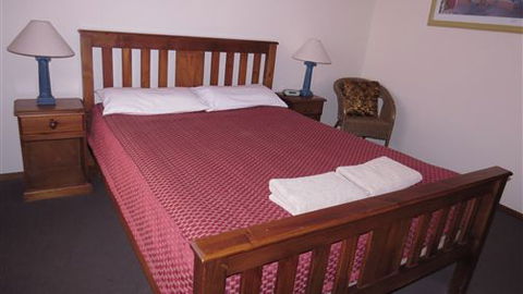 AAT 28 Goldsmith Hotel - Broome Tourism 6
