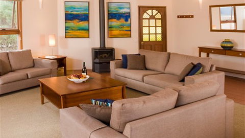 Aireys Inlet Getaway Resort - Broome Tourism 4