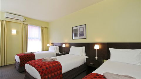 Comfort Inn & Suites City Views - Broome Tourism 3
