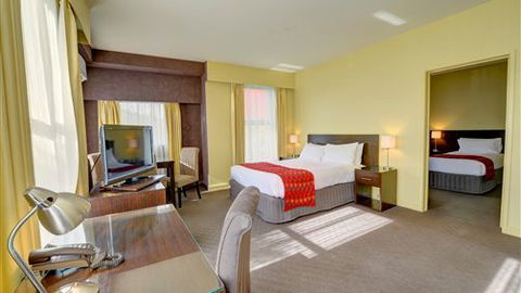 Comfort Inn & Suites City Views - Broome Tourism 5