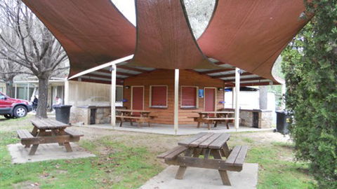 NRMA Bright Holiday Park - Broome Tourism 2