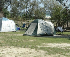 Straddie Camping - Broome Tourism 2