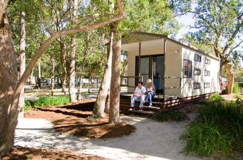Adder Rock Camping Ground - Broome Tourism 1