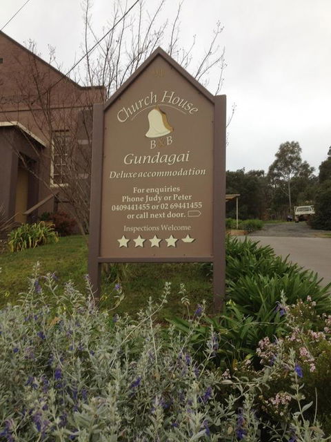 Church House B&B Gundagai - Broome Tourism 10