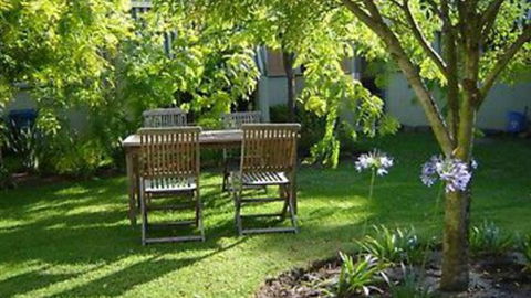Williamstown Junction Guest House And Lodge - Broome Tourism 1