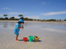Corny Point Caravan Park - Broome Tourism 1
