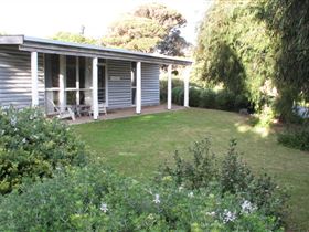 Driftwood House - Broome Tourism 1