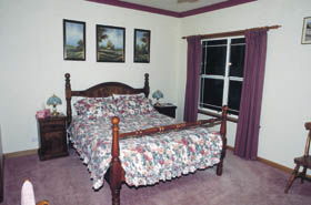 Villa Grenache Bed & Breakfast - Broome Tourism 1