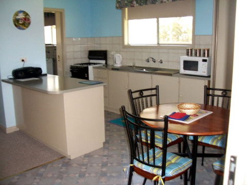 Ashwood Park Bed & Breakfast - Broome Tourism 1