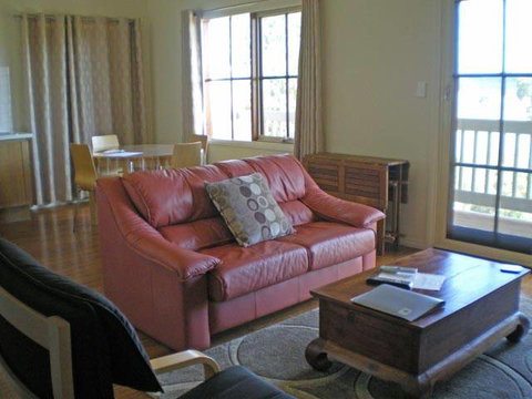 Balingup Vista Chalets - Broome Tourism 0