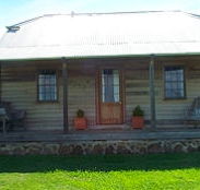 Brickendon Historic  Farm Cottages - Broome Tourism