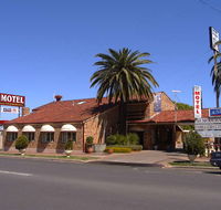 Burke  Wills Motor Inn - Broome Tourism
