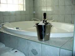 Charles Rasp Motor Inn - Broome Tourism 2