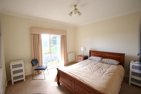 Farm Accommodation - Broome Tourism 9