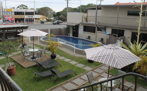 A'Montego Mermaid Beach Motel - Broome Tourism 3