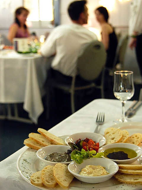 Country Comfort Countryman Motor Inn - Broome Tourism 1