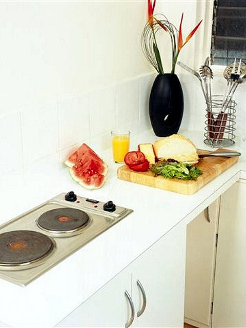 Easystay @ Carlisle St - Broome Tourism 1
