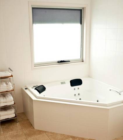 Forty Five - Broome Tourism 2