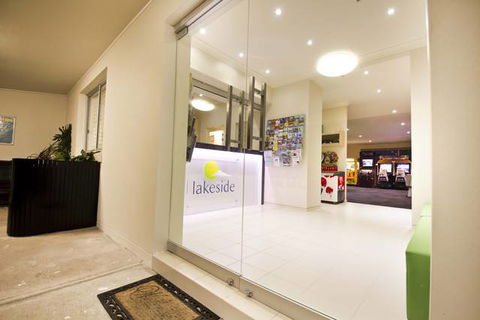 Gateway Lifestyle Lakeside Forster - Broome Tourism 6
