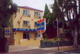Greenwich Inn Motel - Broome Tourism 1