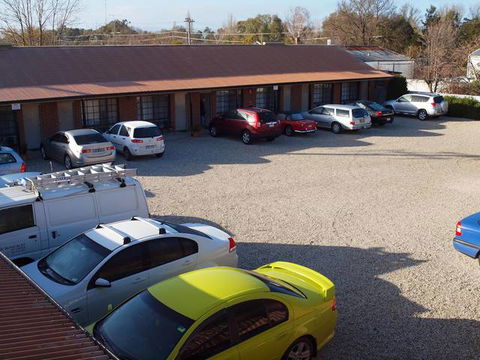 Holbrook Town Centre Motor Inn - Broome Tourism 4