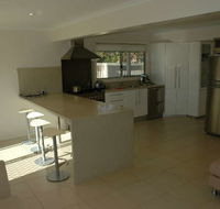 Joylaine Beach House - Broome Tourism