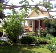 Kemeys Mountain Hideaway - Broome Tourism