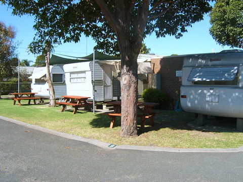 Lakes Haven Caravan Park - Broome Tourism 0