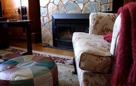 Lawson's Cottage - Broome Tourism 0