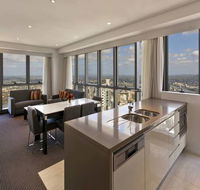 Meriton Serviced Apartments - Adelaide Street - Broome Tourism