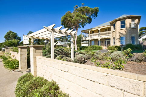 Mount Martha Bed & Breakfast By The Sea - Broome Tourism 0