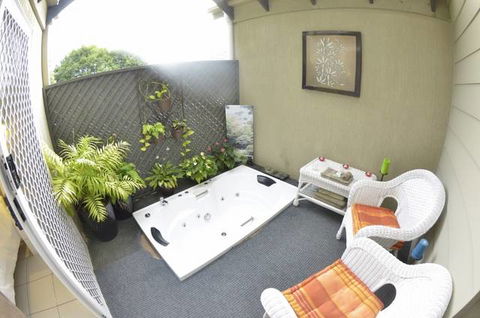Nelson Bay Bed & Breakfast - Broome Tourism 0