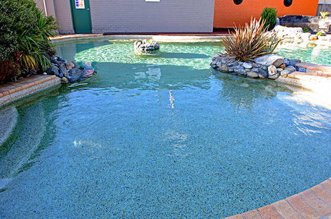 New England Motor Lodge - Broome Tourism 3