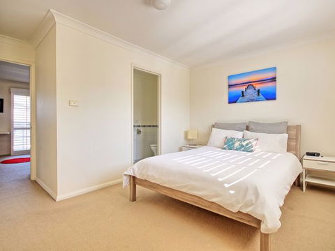Seaview - Broome Tourism 80