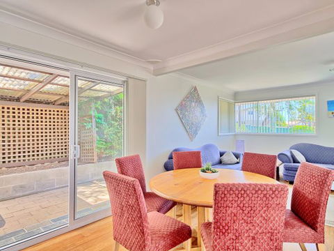 Seaview - Broome Tourism 87